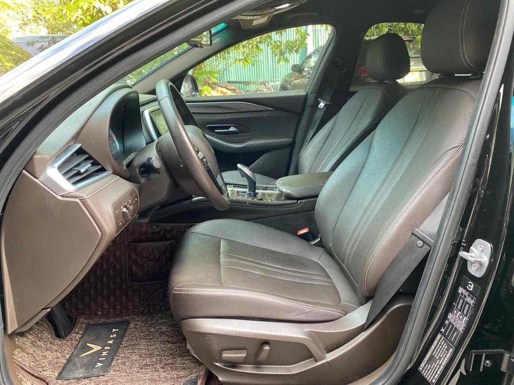 VinFast Lux A2.0 2021 Plus 2.0 AT - 70000 km. Mua bán Ô tô tại Quận Nam Từ Liêm Hà Nội được đăng bởi Thanh Kiệm hình 9