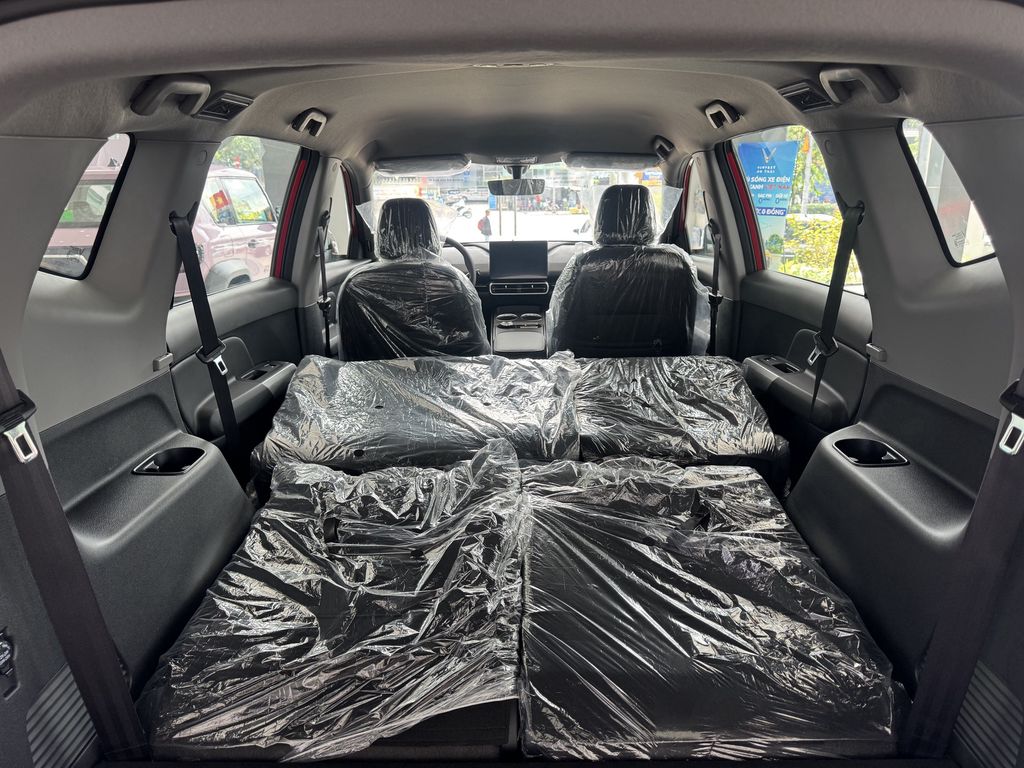 LlMO GREEN, 7 chỗ, có SẴN XE, xuất hoá đơn liền. Mua bán Ô tô tại Quận Bình Tân Tp Hồ Chí Minh được đăng bởi VÕ LONG HẢI VinFast Chevrolet hình 15