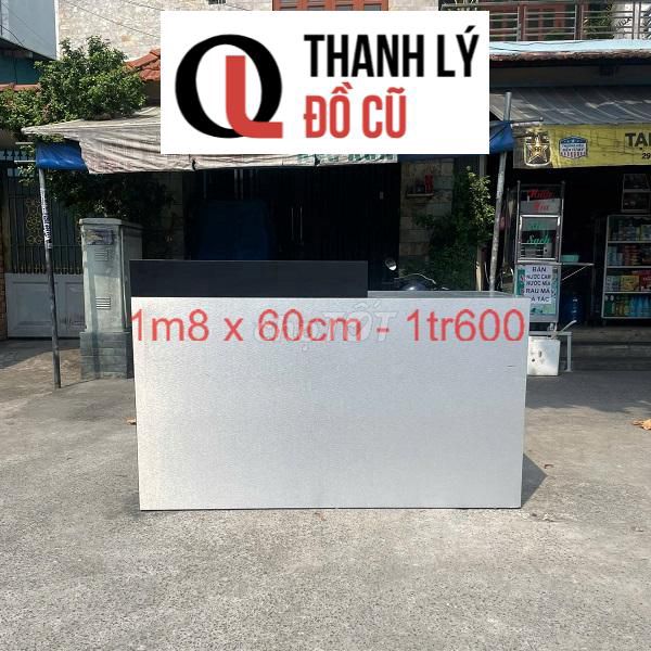 quầy lể tân 1m8 @!