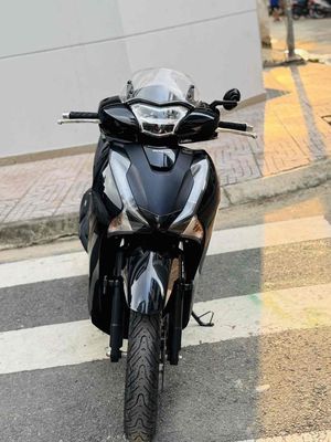 Đăng Giùm VỢ SH150i ABS 2019 BSTP Siêu Lướt. Mua bán Xe máy tại Quận Bình Tân Tp Hồ Chí Minh được đăng bởi Lưu Quốc Ngọc