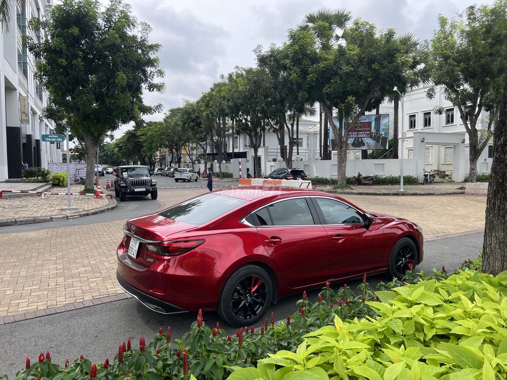 Mazda 6 2019 Luxury 2.0 AT - 39000 km. Mua bán Ô tô tại Quận 7 Tp Hồ Chí Minh được đăng bởi Lucifer512 hình 7