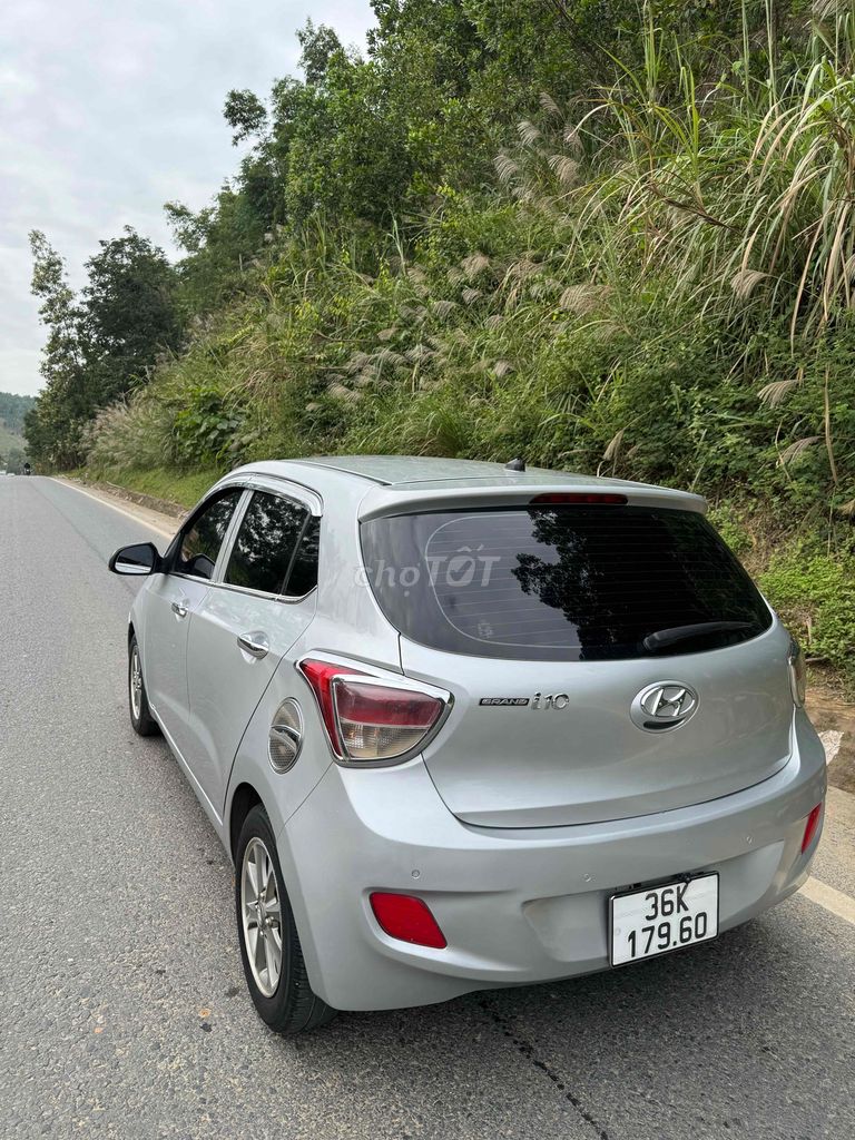 Hyundai Grand i10 2015 1.0 Base - 230000 km. Mua bán Ô tô tại Huyện Thường Xuân Thanh Hóa được đăng bởi quân thu hình 2