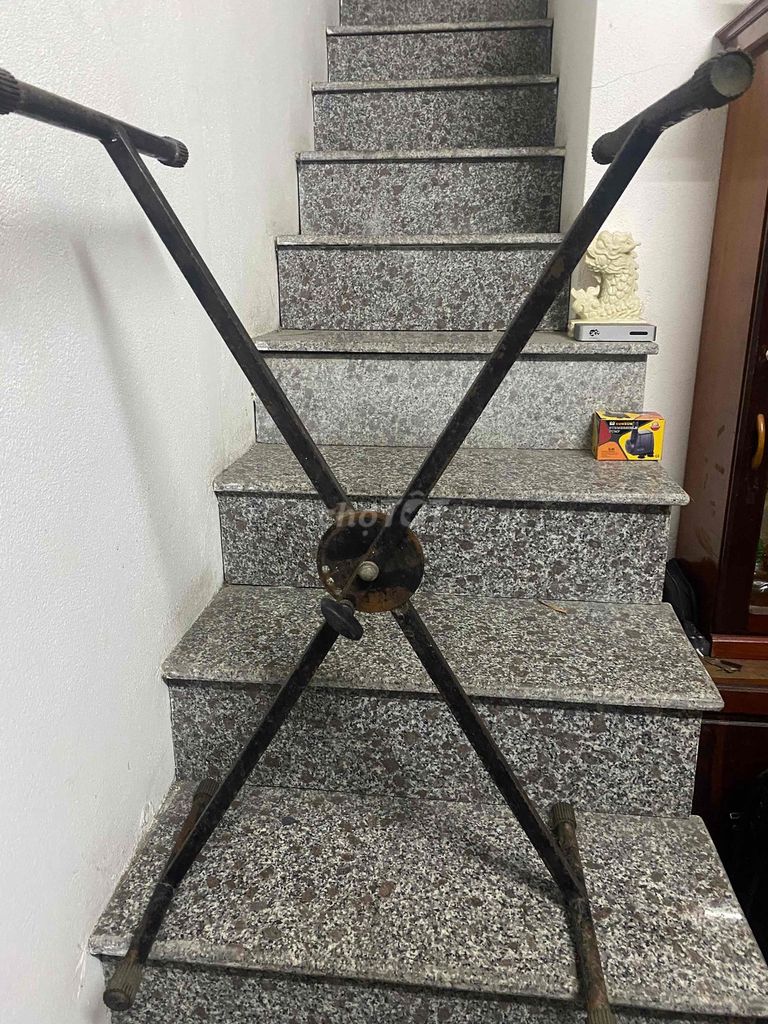 Chân đàn organ đen. Mua bán Nhạc cụ tại Quận Cẩm Lệ Đà Nẵng được đăng bởi Mr Been hình 1