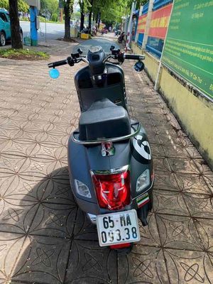 Piaggio Vespa Sei Giorni 2022 Xám 7000km. Mua bán Xe máy tại Quận Ninh Kiều Cần Thơ được đăng bởi Quý Mobile Cần thơ