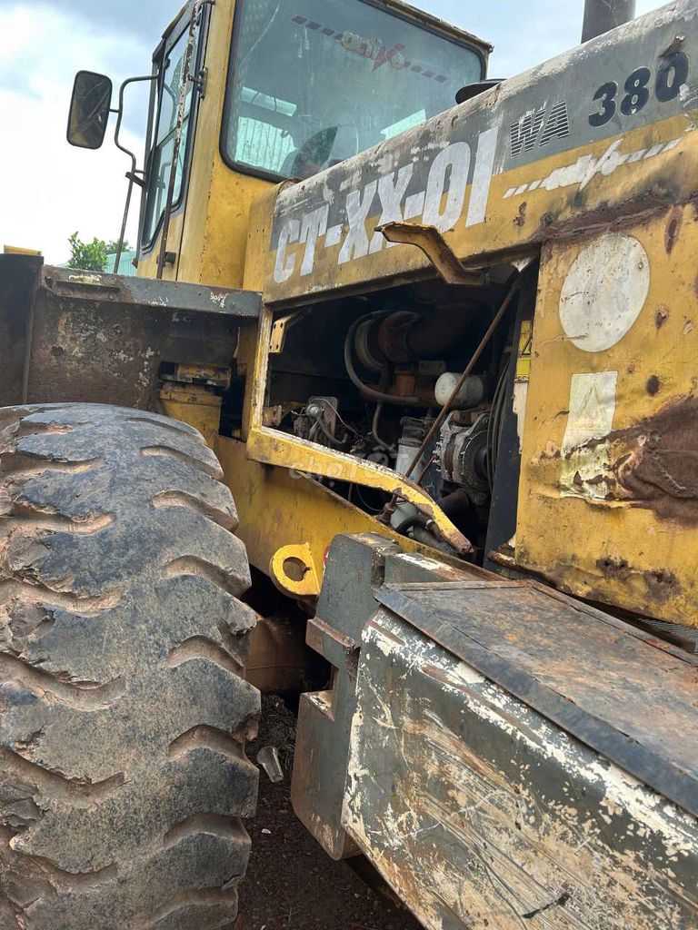 Bán Komatsu WA -3h gầu 3.3 khối xe hoạt động tốt. Mua bán Phương tiện khác tại Huyện Đồng Phú Bình Phước được đăng bởi khánh lâm hình 11