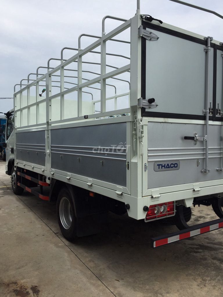THACO Ollin S700 thùng dài 4,35m, 3,5 tấn sẵn xe