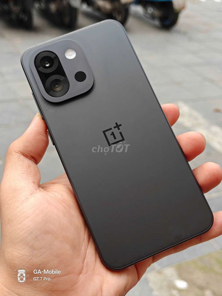 Oneplus 13T, r.Quốc Tế, màu đen 12/256 fullbox. Mua bán Điện thoại tại Quận Thanh Xuân Hà Nội được đăng bởi GA STORE hình 1