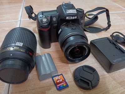 Máy ảnh Nikon D80