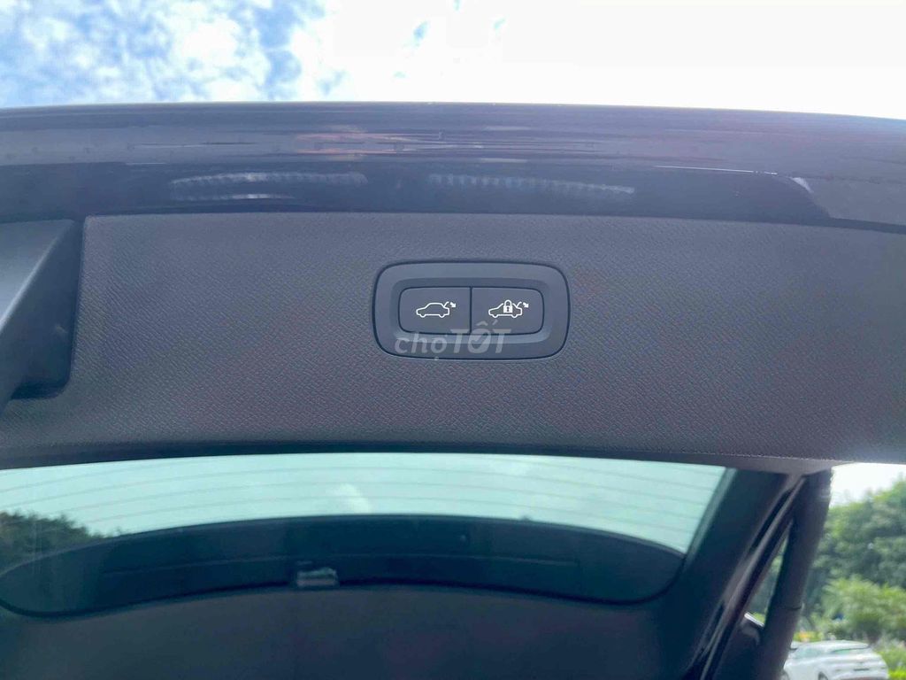 Volvo XC90 ultimate B6 Awd đen/nâu dki 2024. Mua bán Ô tô tại Quận Long Biên Hà Nội được đăng bởi Trang Gala hình 19
