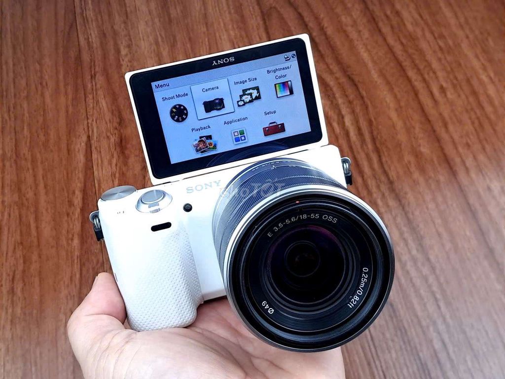 Máy ảnh Sony NEX 5T White. Mua bán Máy ảnh, Máy quay tại Quận Tân Bình Tp Hồ Chí Minh được đăng bởi Phan Nguyen hình 1