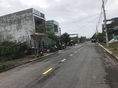 BÁN 2 LÔ LIỀN KỀ ĐƯỜNG PHAN VĂN ĐÁNG, ĐỐI DIỆN CHỢ, HOÀ XUÂN, ĐÀ NẴNG. Mua bán đất tại Huyện Hòa Vang Đà Nẵng được đăng bởi VĂN SANG