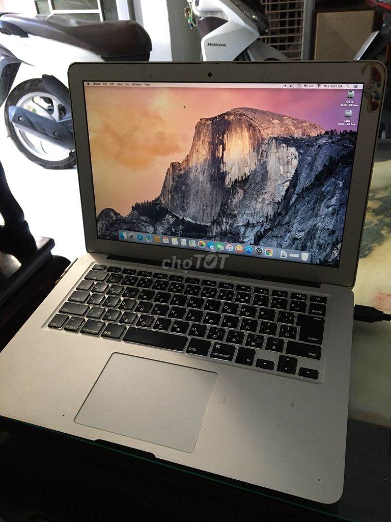 MacBook Air Core i5 ram 4G ssd 128G