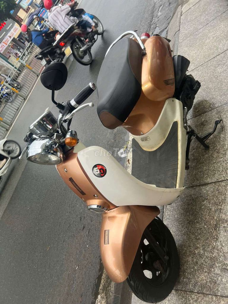 Tay ga 50cc 2022 mới 90% Bstp chính chủ công. Mua bán Xe máy tại Quận Tân Phú Tp Hồ Chí Minh được đăng bởi Tuanduy hình 1