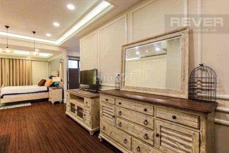 Аренда · 1 комн. · 50 м² · Quận 4, ул. Bến Vân Đồn