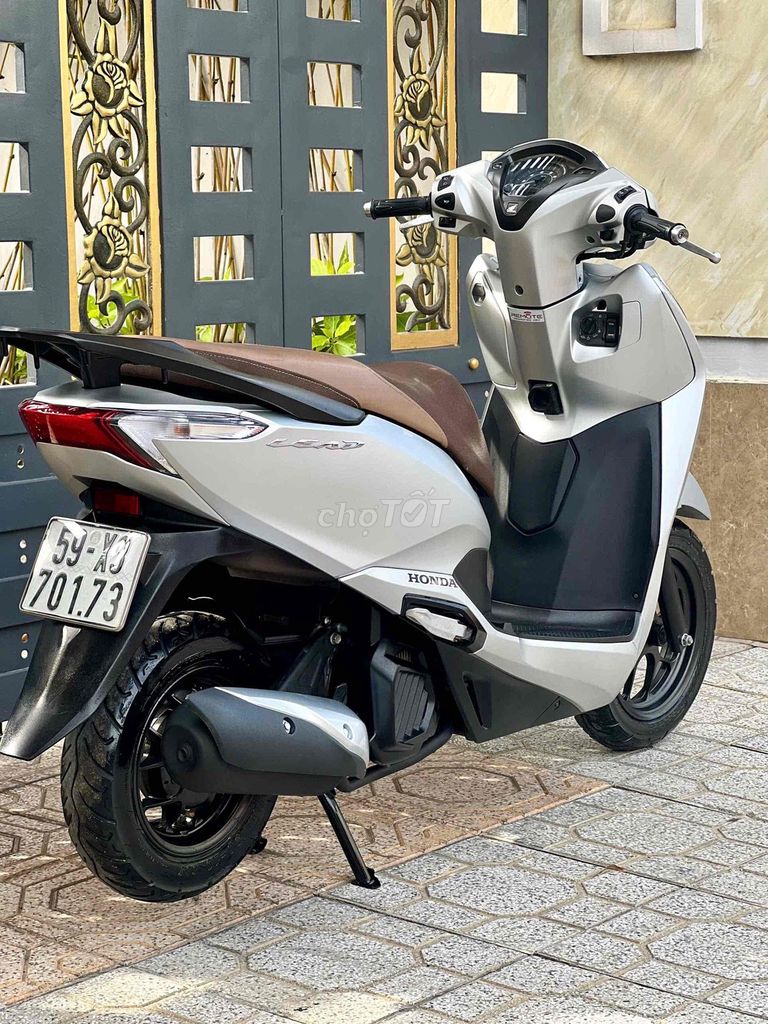 honda lead 125cc  bstp máy móc nguyên zin 9chủ. Mua bán Xe máy tại Quận 12 Tp Hồ Chí Minh được đăng bởi CHXM Phương Nam Chuyên Bán Xe Trả Góp Bao Nợ Xấu hình 5