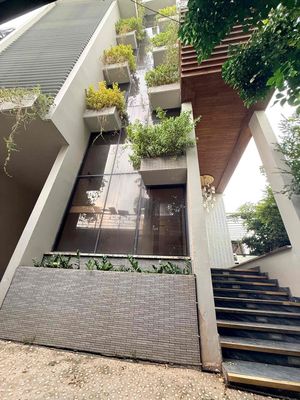Villa 278 m² · 6 bed · Đường D8
