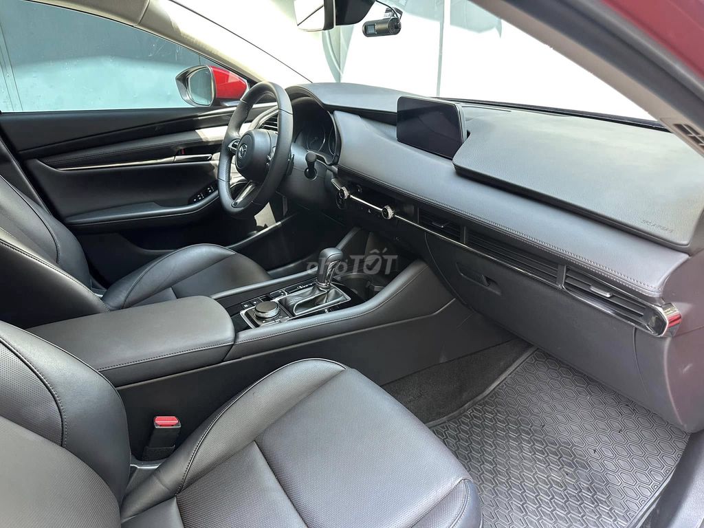 Mazda 3 2025 at luxury màu đỏ, odo 18.000 km. Mua bán Ô tô tại Quận Gò Vấp Tp Hồ Chí Minh được đăng bởi Xuân Trường hình 8