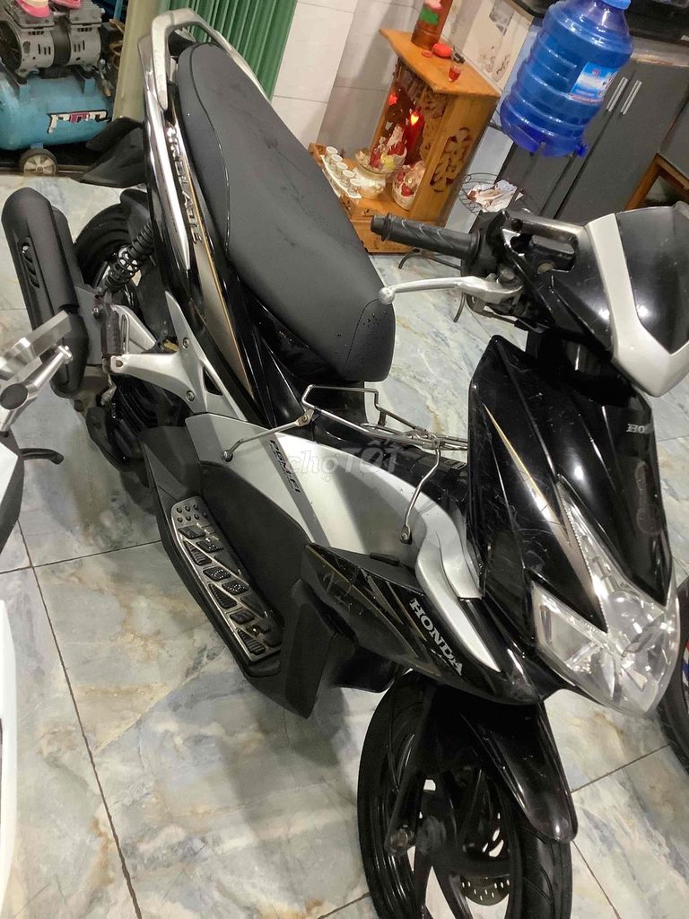 Honda Air Blade Fi 2010 черный для работы в Grab