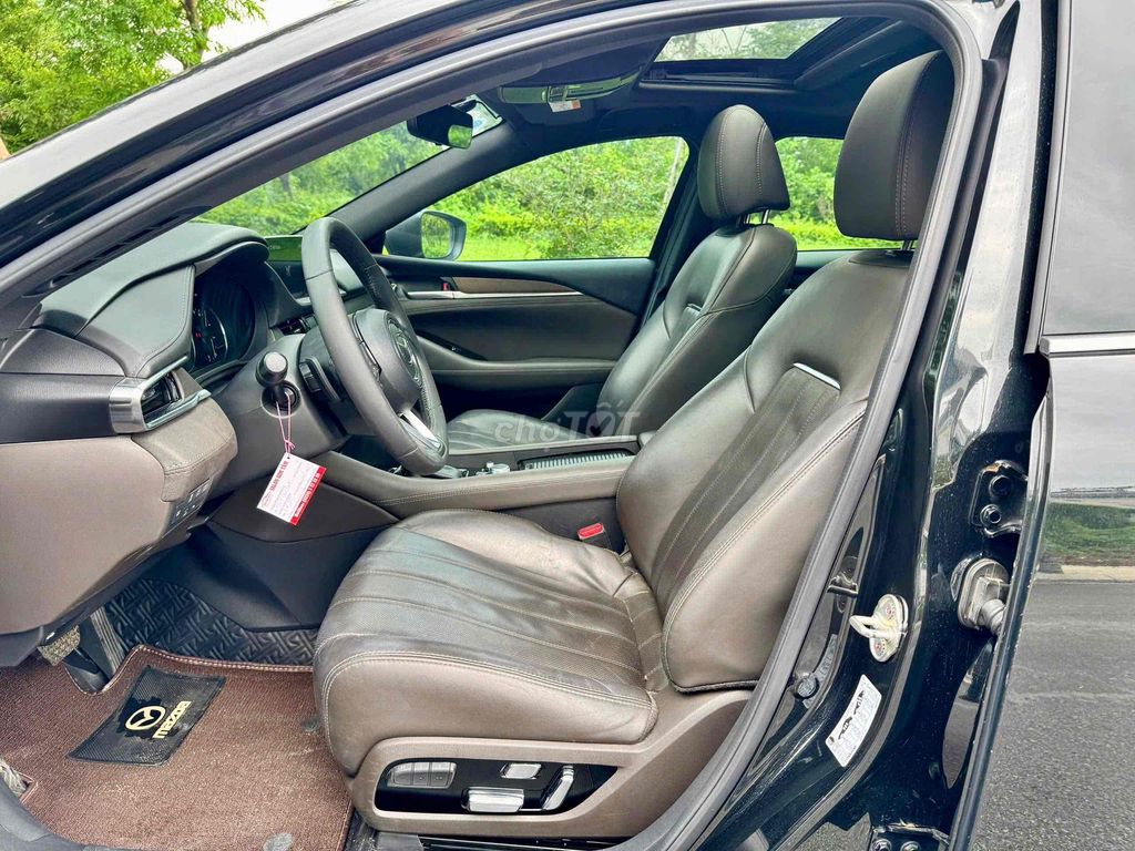 Mazda 6 2022 Signature Premium 2.5 AT - 43000 km. Mua bán Ô tô tại Quận Thanh Xuân Hà Nội được đăng bởi VIỆT NGUYÊN AUTO hình 9