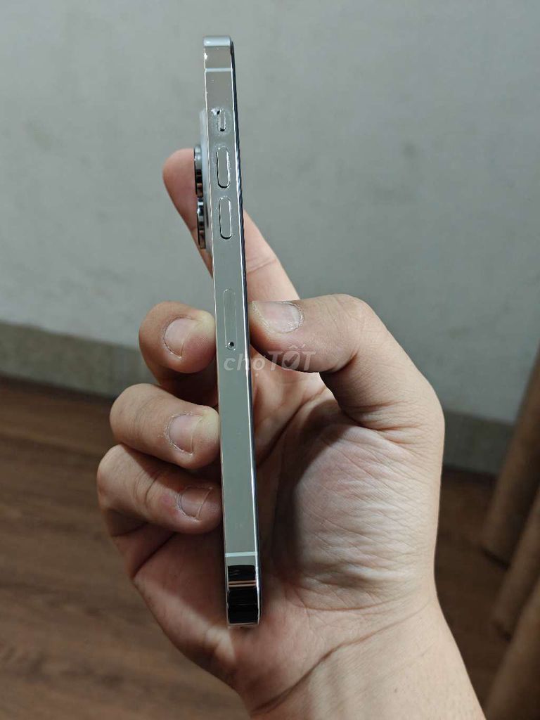 Apple iPhone 14 Pro Max 128GB Bạc. Mua bán Điện thoại tại Thành phố Nha Trang Khánh Hòa được đăng bởi Nguyễn Quốc Bảo hình 1
