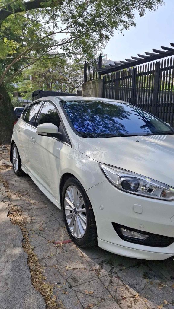 Ford Focus 2018 1.5L Ecoboost Sport - 148000 km. Mua bán Ô tô tại Quận 3 Tp Hồ Chí Minh được đăng bởi Thành Thuỷ hình 2