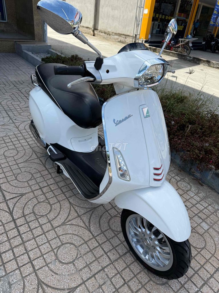 Piaggio Vespa Sprint 2015 Trắng Led như mới. Mua bán Xe máy tại Quận Ô Môn Cần Thơ được đăng bởi Trần Tùng hình 9