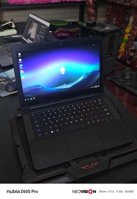 Laptop Gaming Razer Blade 14 •Ram 16G/256 GTX 1060