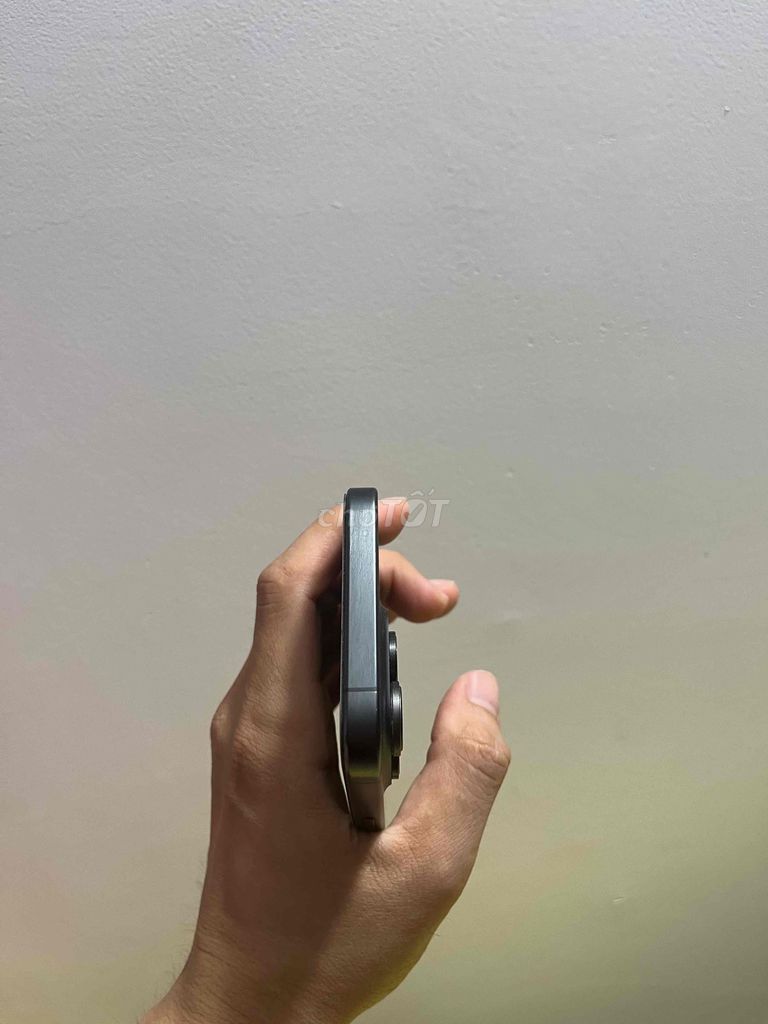 Apple iPhone 15 Pro Max 256GB VN/A Đen 98-99%. Mua bán Điện thoại tại Thành phố Thủ Dầu Một Bình Dương được đăng bởi Pu hình 1