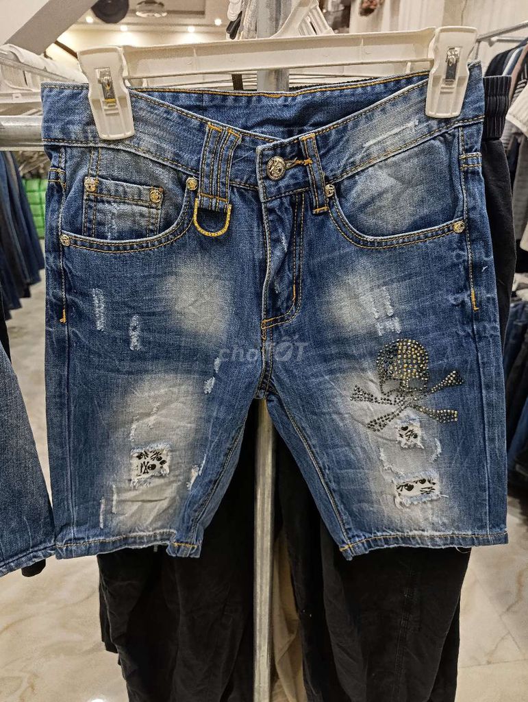 Quần short nam Cotton size 28 eo 76-77. Mua bán Quần áo tại Quận 1 Tp Hồ Chí Minh được đăng bởi Đồ Seconhand Vintage hình 1