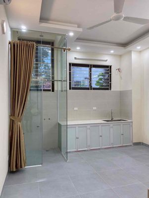 CHO THUÊ CĂN HỘ DỊCH VỤ MỚI KHÁNH THÀNH QUẬN LONG BIÊN (CHÍNH CHỦ). Cho thuê căn hộ/chung cư tại Quận Long Biên Hà Nội được đăng bởi Mỹ Hà