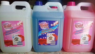 Nước giặt Lead (Lequid Detergent) can lớn 9,62L.