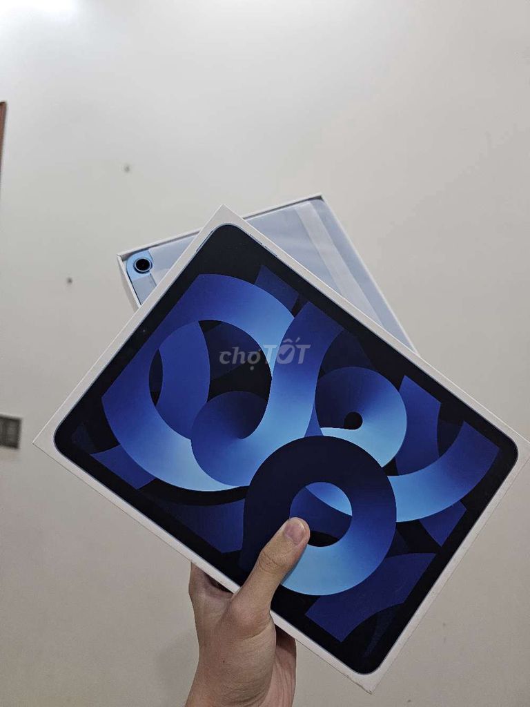 iPad Air 5 64gb Xanh Đã qua sử dụng. Mua bán Máy tính bảng tại Thành phố Hải Dương Hải Dương được đăng bởi Đại Lê hình 1