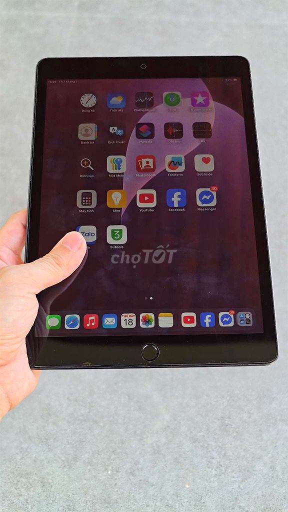 Apple iPad Gen 9 Wifi 64GB Xám Mỹ. Mua bán Máy tính bảng tại Thành phố Huế Thừa Thiên Huế được đăng bởi NxV hình 1