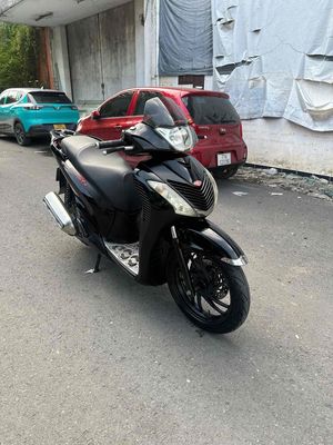 HONDA SH 125. Mua bán Xe máy tại Quận 12 Tp Hồ Chí Minh được đăng bởi Cửa hàng Xe máy 380