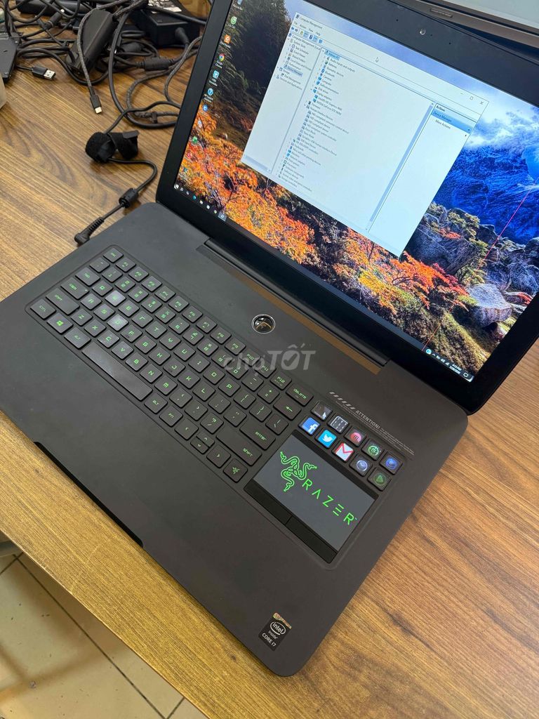 Razer Blade Pro 17 i7 4720qm 17.3 inch 16GB/256GB. Mua bán Laptop tại Quận 3 Tp Hồ Chí Minh được đăng bởi Trần Quang Minh hình 1