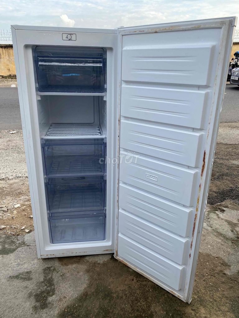 Tủ đông đứng Alaska 5 ngăn Trắng. Mua bán Tủ lạnh tại Quận Tân Bình Tp Hồ Chí Minh được đăng bởi Maya hình 1