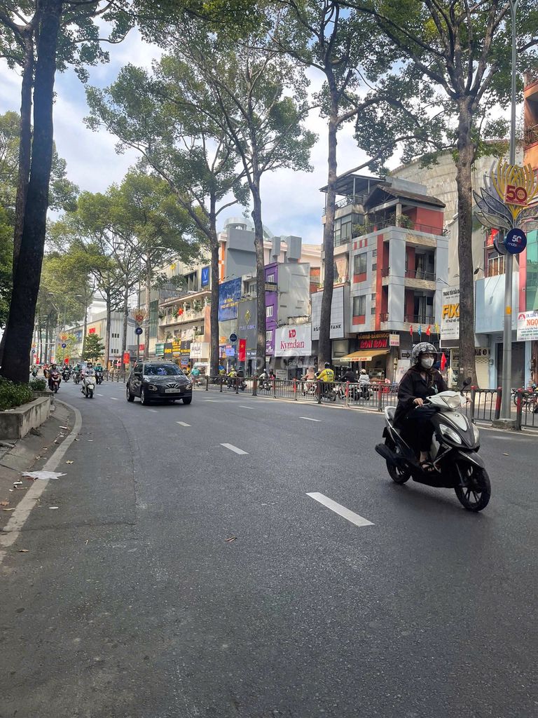 Bán nhà MT Lạc Long Quân Q11, đoạn đẹp nhất,  4x12.5m, 3 tầng,16.5 tỷ. Mua bán nhà ở tại Quận 11 Tp Hồ Chí Minh được đăng bởi Quang Huy hình 2