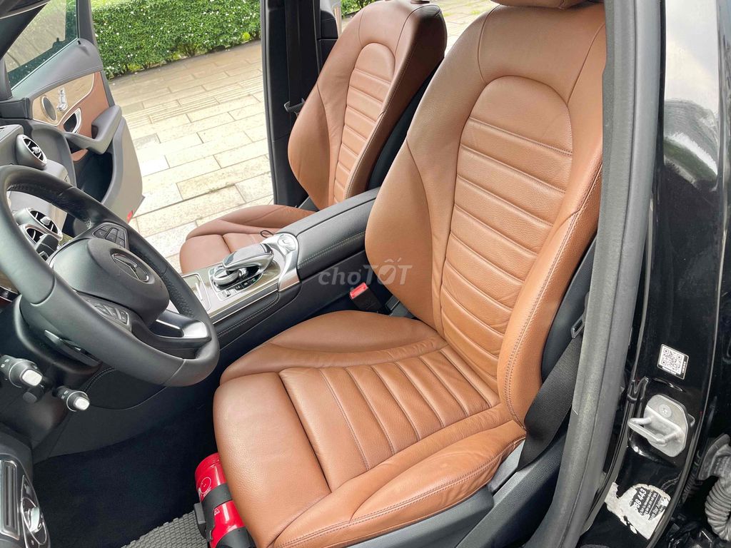 Mercedes Benz GLC250 4MATIC năm 2018 Đen xe 1 chủ. Mua bán Ô tô tại Thành phố Thủ Đức Tp Hồ Chí Minh được đăng bởi Bảo Nam ÔTô hình 6