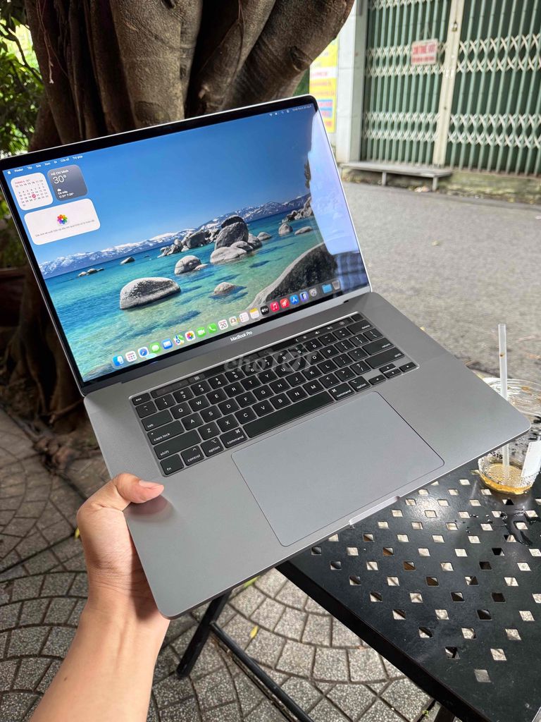 AMacbook Pro 16 inch 2019 i7 16GB/512GB 99%. Mua bán Laptop tại Quận Tân Phú Tp Hồ Chí Minh được đăng bởi Nicemac hình 1