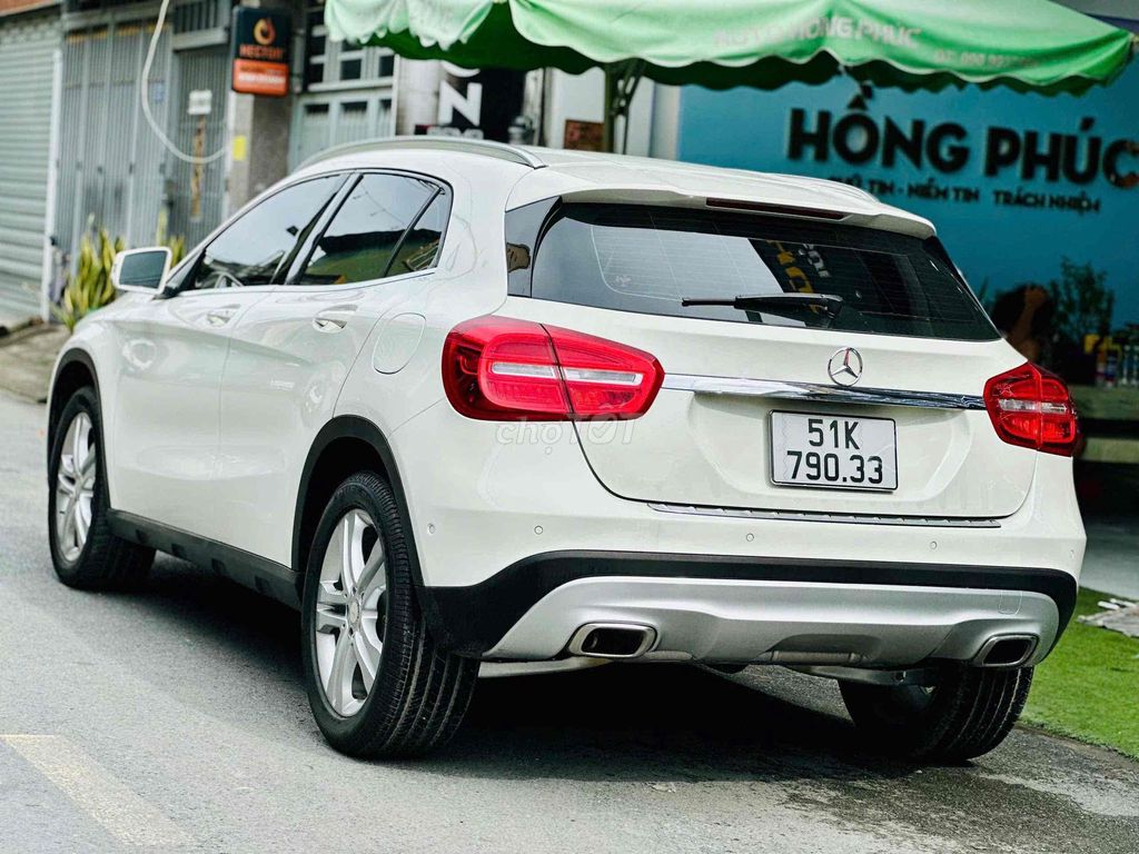 Mercedes Benz GLA 200 Model 2017. Mua bán Ô tô tại Quận 8 Tp Hồ Chí Minh được đăng bởi Hồng Phúc hình 1