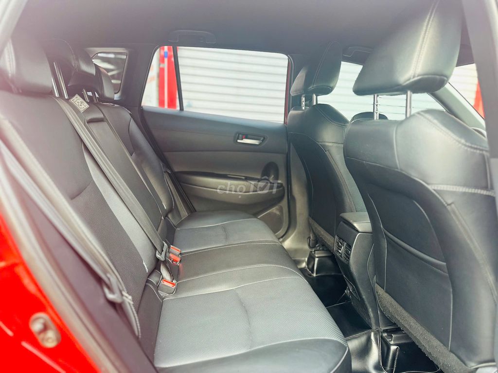 Ô tô Toyota Cross 2022G màu Đỏ. Mua bán Ô tô tại Quận Thanh Xuân Hà Nội được đăng bởi anh Biên hình 5