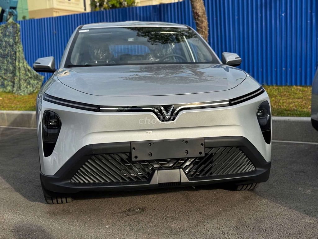 VINFAST LIMO GREEN - XE GIAO SỚM. Mua bán Ô tô tại Quận Hải Châu Đà Nẵng được đăng bởi ĐẠI LÝ Ô TÔ ĐIỆN VINFAST ĐÀ NẴNG hình 11