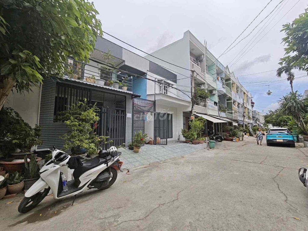 Аренда · 1 комн. · 40 м² · Quận 7, ул. Hẻm 360 Phạm Hữu Lầu