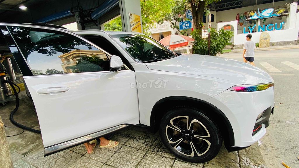 VinFast Lux SA2.0 Đời 2020 - 60000 km