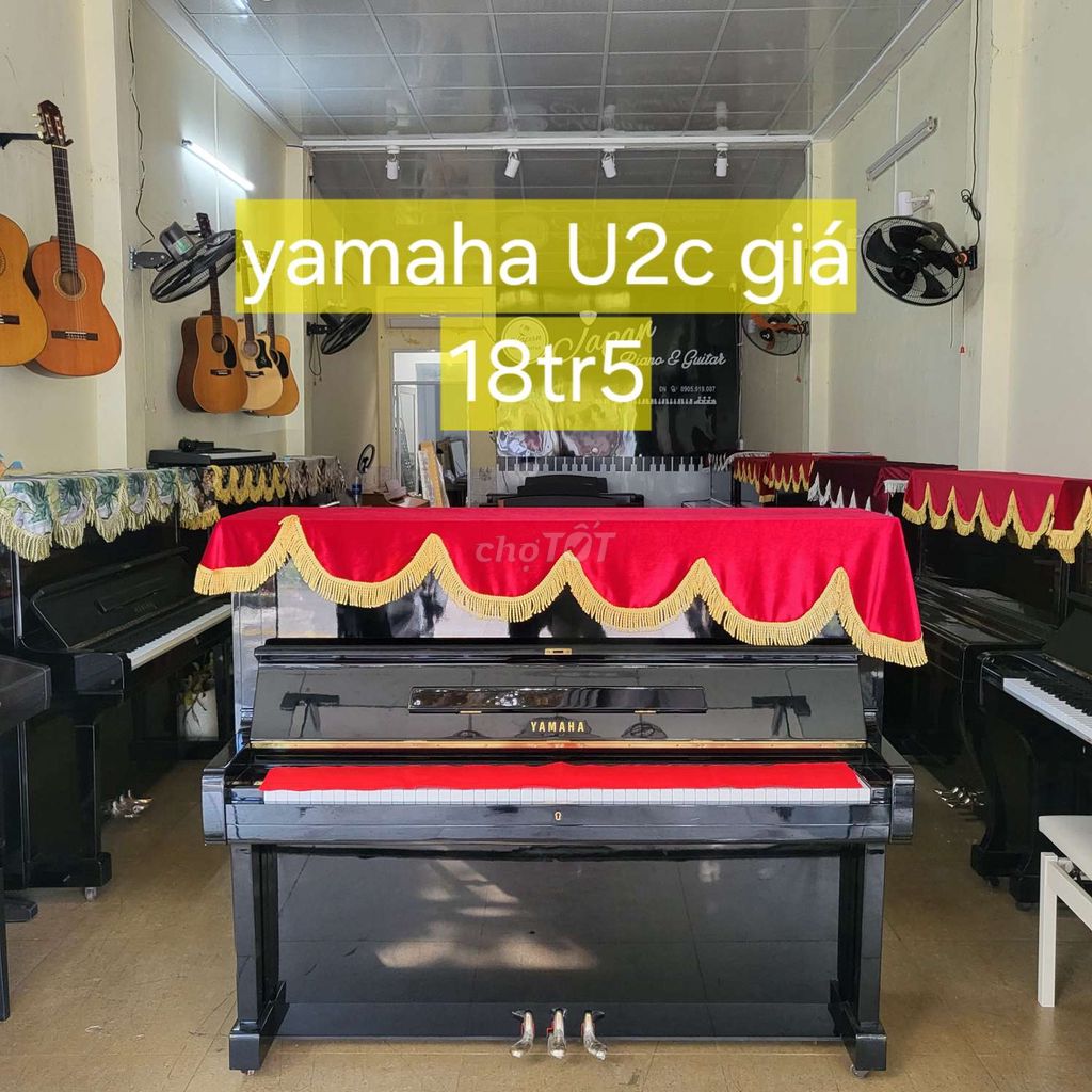 Giảm giá Yamaha U2C