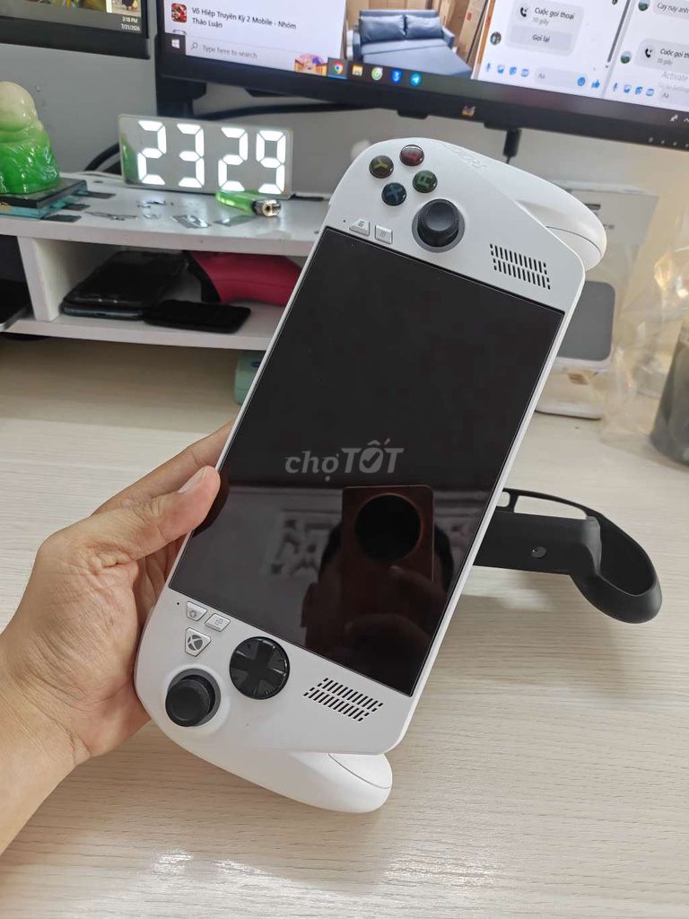 ROG Ally Trắng 99% fullbox. Mua bán Thiết bị chơi game tại Quận 4 Tp Hồ Chí Minh được đăng bởi Nguyễn Nhân hình 1