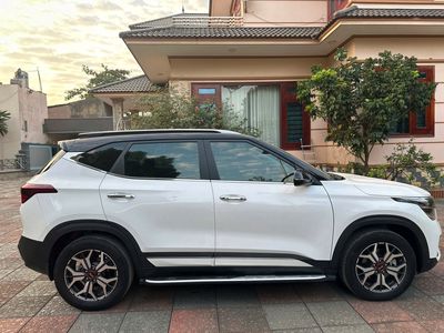 Kia Seltos 2022 1.4 Turbo 30000 km
