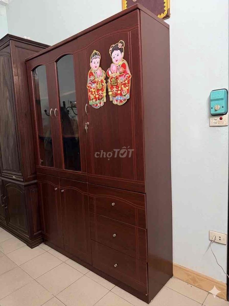 Tủ quần áo gỗ nâu 1.96m. Mua bán Tủ, kệ gia đình tại Quận Thanh Xuân Hà Nội được đăng bởi Hoàng Liên hình 1
