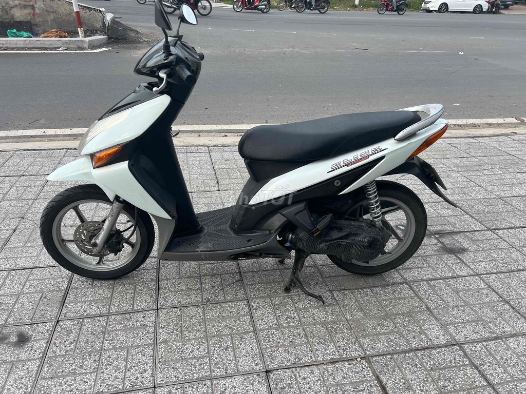 xe máy zin vip bs65 ngây chủ. Mua bán Xe máy tại Quận Ninh Kiều Cần Thơ được đăng bởi đầy cửa hàng cầu hưng lợi nk cần thơ hình 1