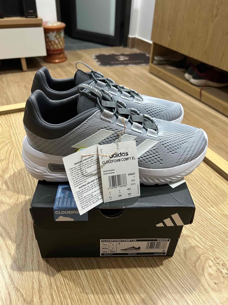 Giày thể thao Adidas Cloudfoam Comfy EL Nam. Mua bán Giày dép tại Quận Dương Kinh Hải Phòng được đăng bởi Xuân Phúc hình 1